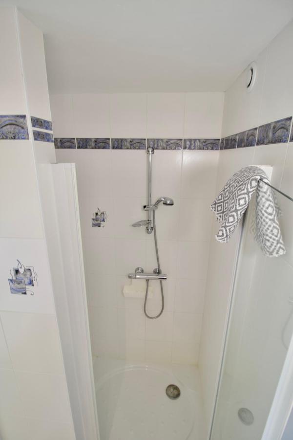 Bed and Breakfast O Trois Oliviers Louin Zewnętrze zdjęcie