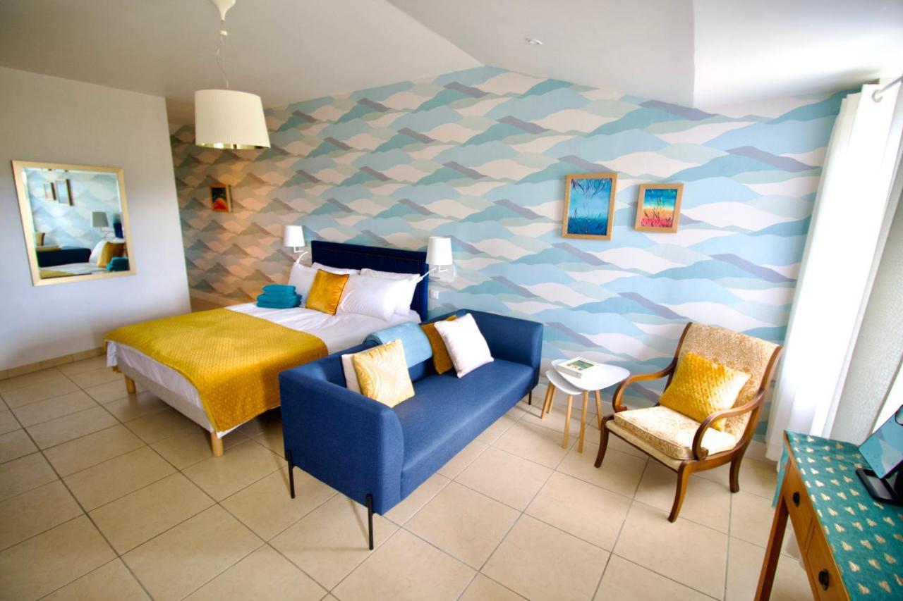 Bed and Breakfast O Trois Oliviers Louin Zewnętrze zdjęcie