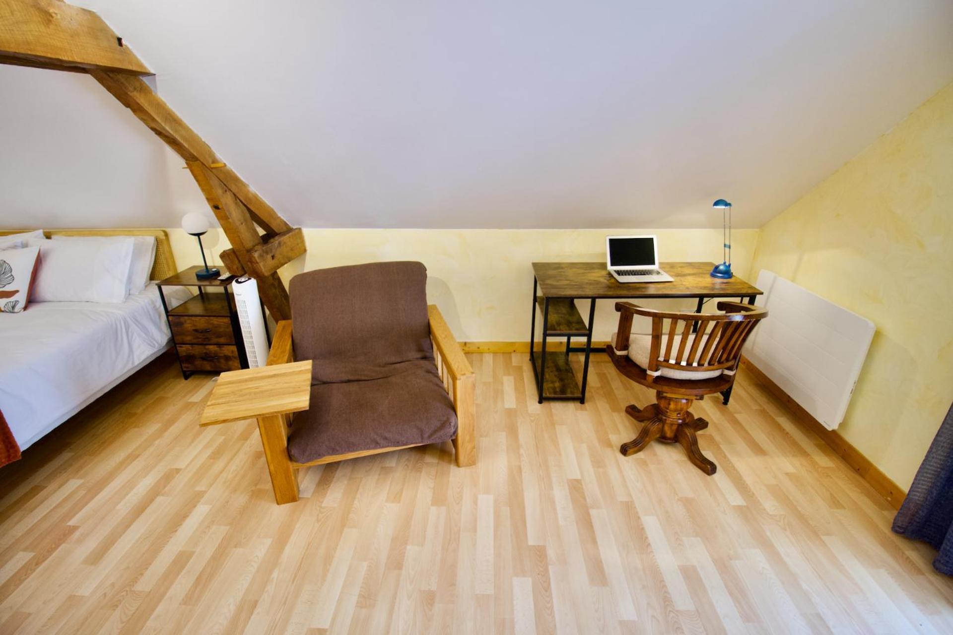 Bed and Breakfast O Trois Oliviers Louin Zewnętrze zdjęcie